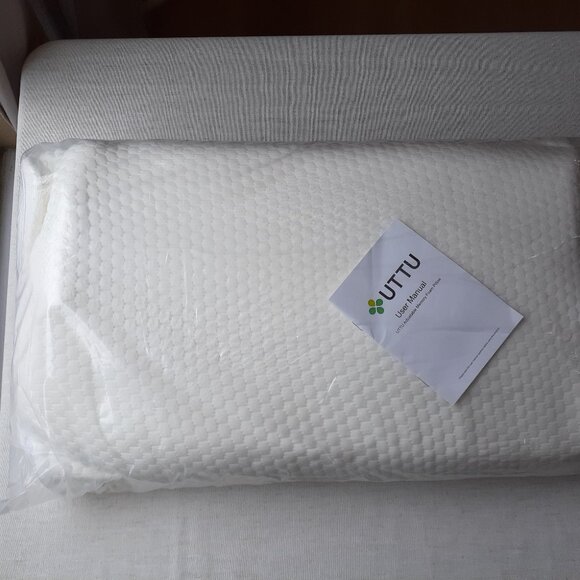 New Queen Size Cervical Memory Foam Bed Pillow for Neck Support - Picture 1 of 5
